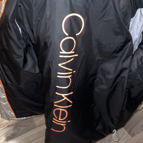 Calvin Klein Puffer coat - Picture 8 of 8